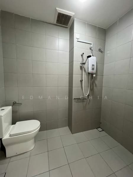 2-storey Terraced House for Rent in Bandar Country Homes (Rawang) - Edmand Chia - Bathroom - PropertyGuru.com.my
