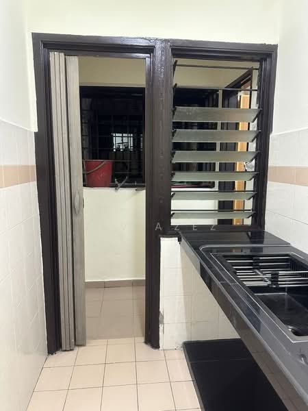 Rumah Flat untuk Disewa di Flora Damansara Flat - Zev Azez - PropertyGuru.com.my