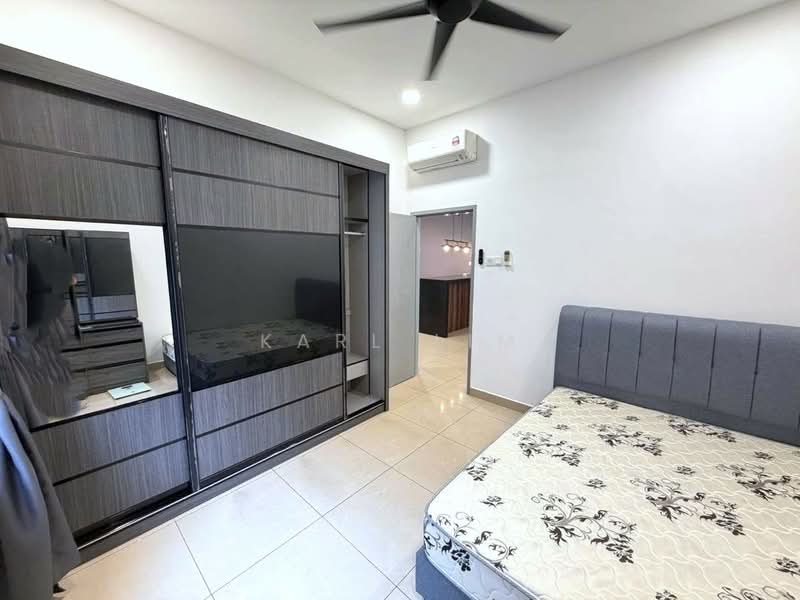 Rumah Kluster untuk Dijual di Taman Adda Heights (Tebrau) - Karl Lim - Bedroom - PropertyGuru.com.my