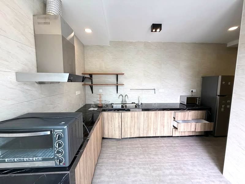 Rumah Kluster untuk Dijual di Taman Adda Heights (Tebrau) - Karl Lim - Kitchen - PropertyGuru.com.my