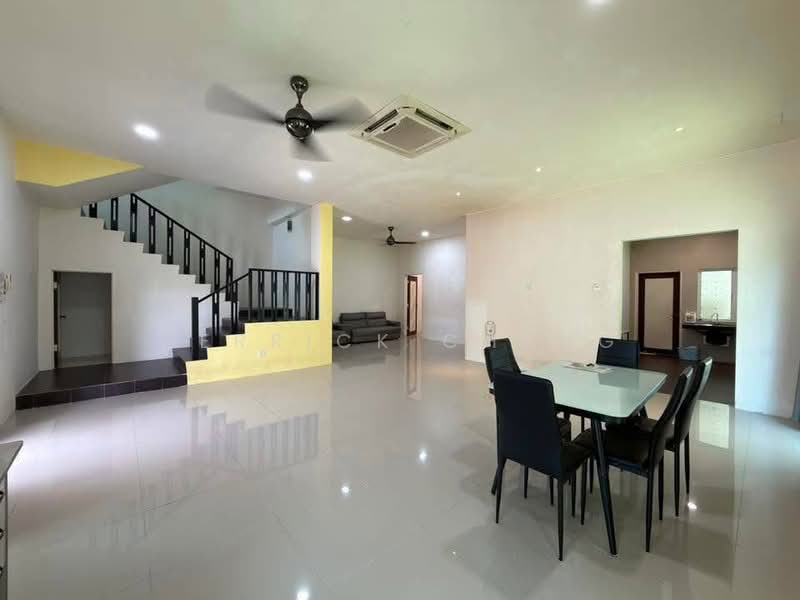 Semi-Detached House for Sale in Ipoh (Perak) - Derrick Chung - Living Room - PropertyGuru.com.my