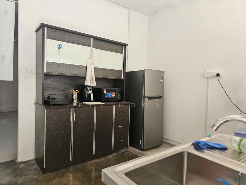 2-storey Terraced House for Sale in Bandar Bayan Baru (Bayan Lepas) - Pei Hoon - Kitchen - PropertyGuru.com.my
