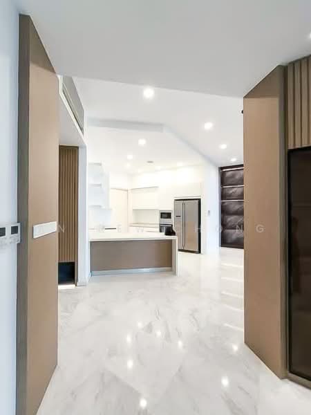 Kondominium untuk Dijual di Setia V Residences - Andrew Chong - Kitchen - PropertyGuru.com.my