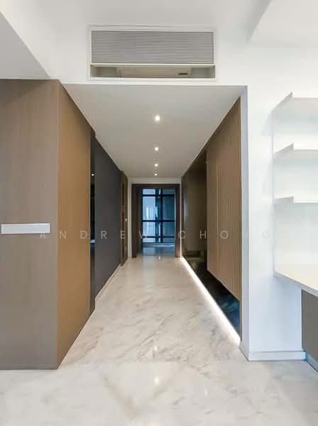 Kondominium untuk Dijual di Setia V Residences - Andrew Chong - Corridor - PropertyGuru.com.my