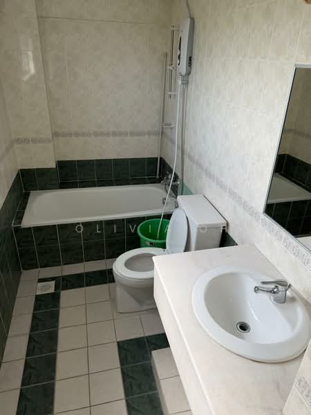 Kondominium untuk Disewa di Le Renaissance - OLIVIA OH - Bathroom - PropertyGuru.com.my