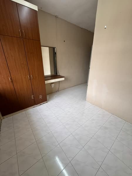 Kondominium untuk Disewa di Summer Park Townhouse @ Seri Alam - Eric Seah - PropertyGuru.com.my