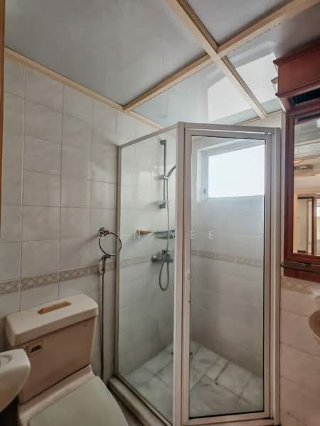 Kondominium untuk Dijual di Mont Kiara Pelangi - Sin Yee - Bathroom - PropertyGuru.com.my