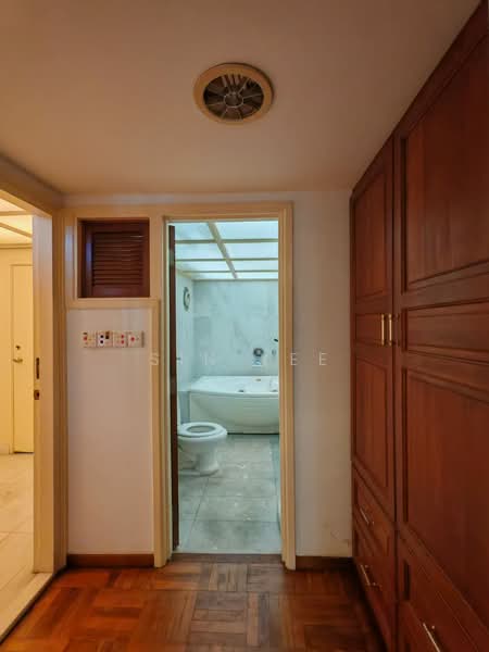 Kondominium untuk Dijual di Mont Kiara Pelangi - Sin Yee - Bathroom - PropertyGuru.com.my