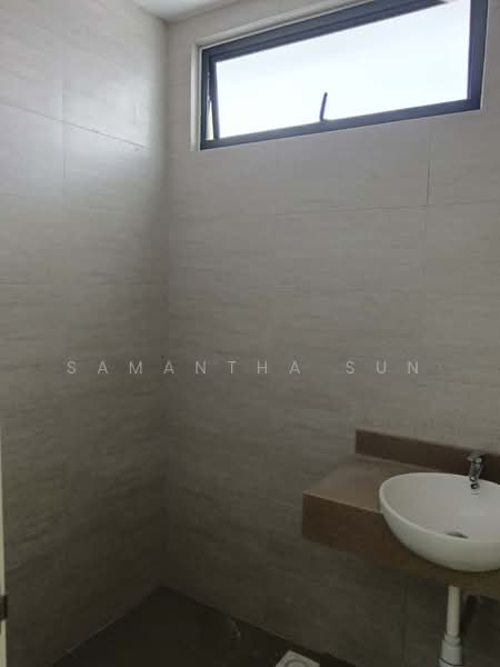 Terraced House for Rent in Hulu Langat (Selangor) - Samantha Sun - Bathroom - PropertyGuru.com.my