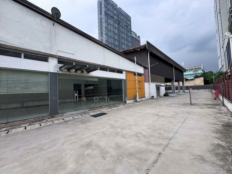 Factory for Rent in Chan Sow Lin (Cheras) - Loh KC - Exterior - PropertyGuru.com.my