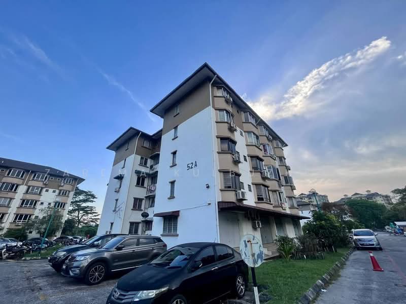Pangsapuri untuk Dijual di Bayview Court - Zarema Kulbuzheva - Exterior - PropertyGuru.com.my