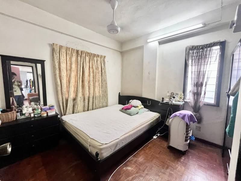 Pangsapuri untuk Dijual di Bayview Court - Zarema Kulbuzheva - Bedroom - PropertyGuru.com.my