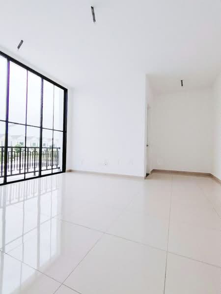 Rumah Teres 2 Tingkat untuk Dijual di Bandar Seri Alam (Masai) - Ray Kiang - Interior - PropertyGuru.com.my