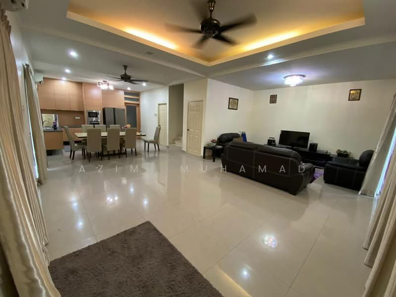 2-storey Terraced House for Sale in Lumut (Perak) - Azimi Muhamad - Living Room - PropertyGuru.com.my