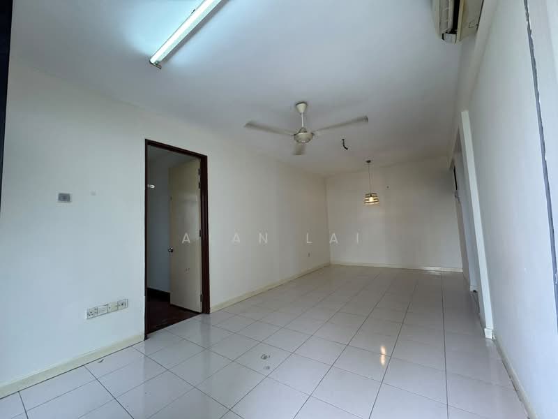 Condominium for Sale at Cyberia Smart Homes - Alan Lai - Living Room - PropertyGuru.com.my