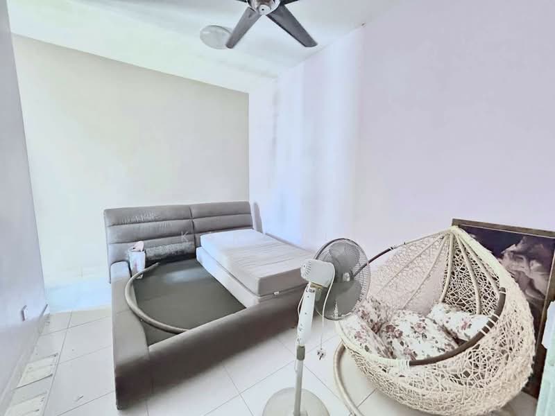 Cluster House for Sale in Setia Tropika (Johor Bahru) - Karl Lim - Bedroom - PropertyGuru.com.my