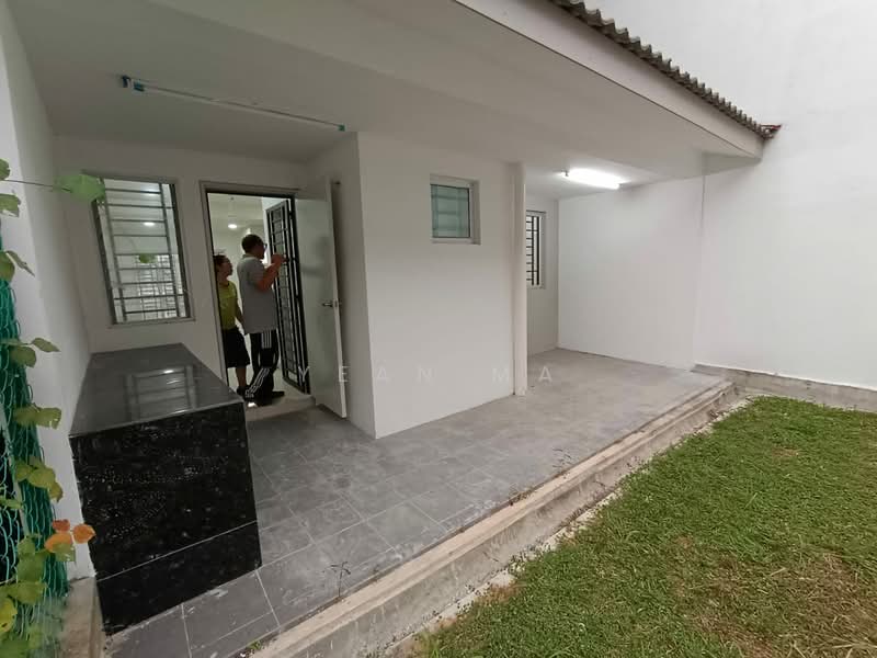 2-storey Terraced House for Rent in Taman Kundang Jaya (Rawang) - Yean Ma - Exterior - PropertyGuru.com.my