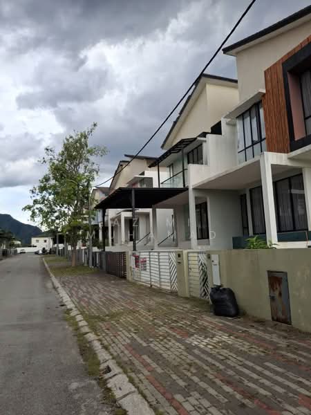 Bungalow for Sale in Ipoh (Perak) - Azimi Muhamad - Exterior - PropertyGuru.com.my