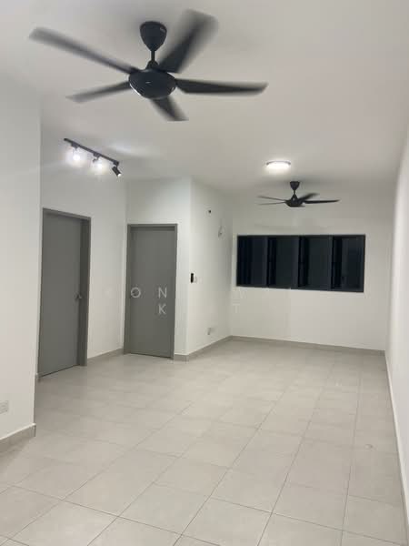 Servis Apartment untuk Disewa di Flora Residency - Kong Wai Keat - Living Room - PropertyGuru.com.my