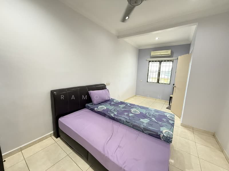 2-storey Terraced House for Sale in Taman Seri Songket (Batu Berendam) - Ramona Tan - Bedroom - PropertyGuru.com.my