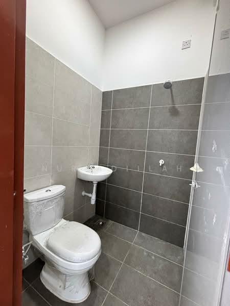 Semi-Detached House for Sale in Gurun (Kedah) - Nur Adiilah - Bathroom - PropertyGuru.com.my