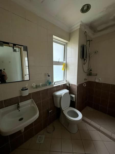 Kondominium untuk Disewa di Desa Impiana - Joey Wong - Bathroom - PropertyGuru.com.my