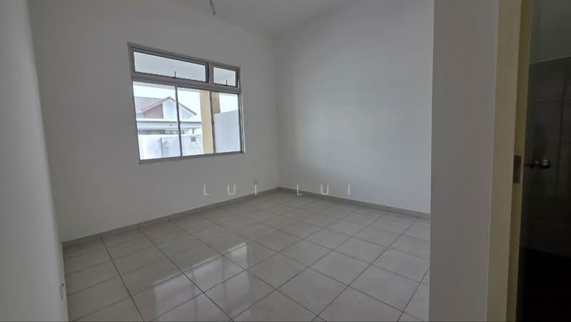 Rumah Teres 1 Tingkat untuk Dijual di Bandar Putra (Kulai) - Lui Lui - Bedroom - PropertyGuru.com.my
