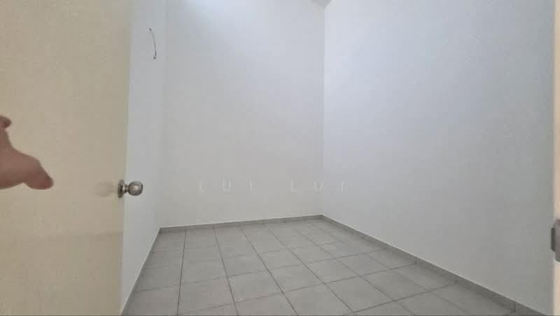 Rumah Teres 1 Tingkat untuk Dijual di Bandar Putra (Kulai) - Lui Lui - Bedroom - PropertyGuru.com.my