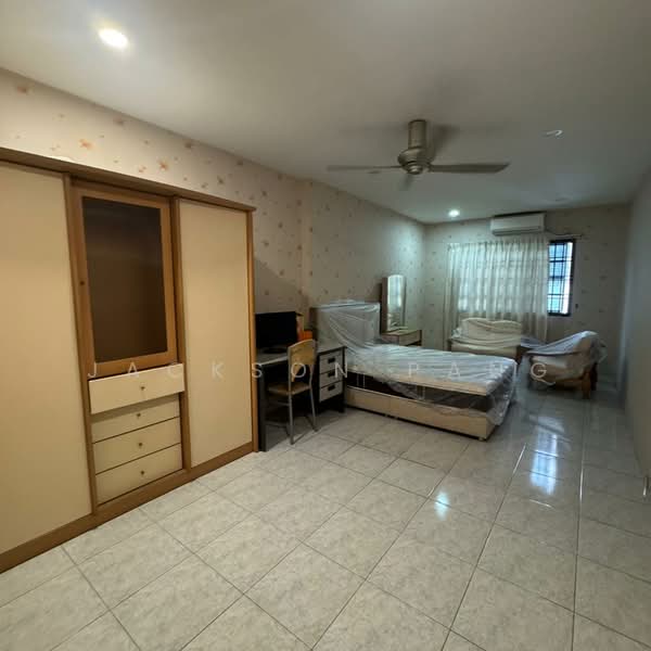 2-storey Terraced House for Rent in Taman Putri Kulai (Kulai) - Jackson Pang - Bedroom - PropertyGuru.com.my