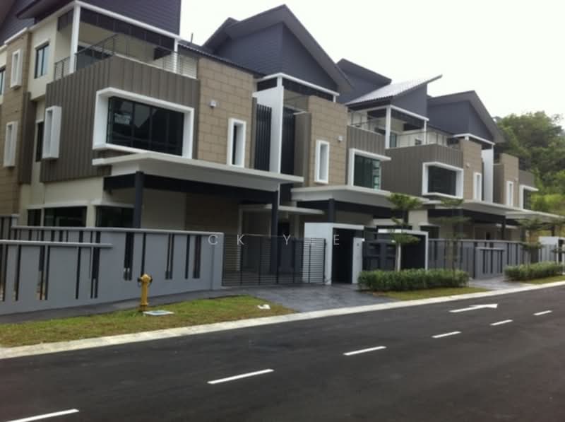 Semi-Detached House for Sale in Bandar Kinrara Seksyen 1 (Bandar Kinrara) - CK Yee - Exterior - PropertyGuru.com.my