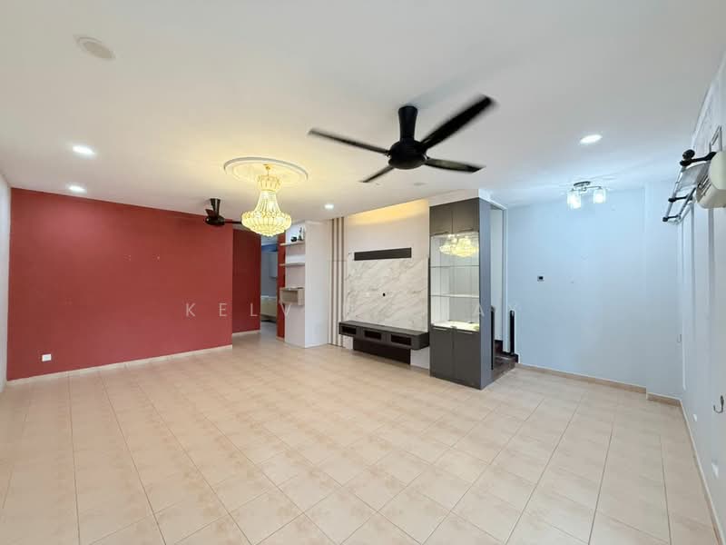 Rumah Teres 2 Tingkat untuk Dijual di Taman Setia Indah (Tebrau) - Kelvin Koay - Living Room - PropertyGuru.com.my