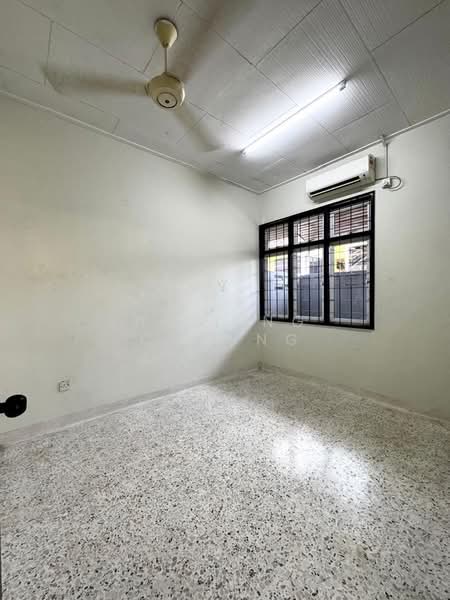 Rumah Teres 1 Tingkat untuk Dijual di Taman Daya (Johor Bahru) - Huiling Cheong - PropertyGuru.com.my
