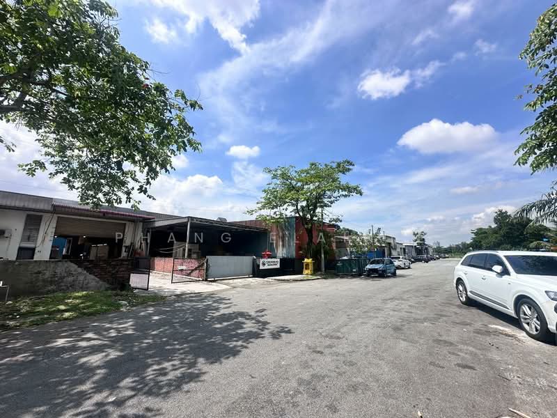 Kilang untuk Dijual di Taman Mount Austin (Tebrau) - Phang Elainne - PropertyGuru.com.my