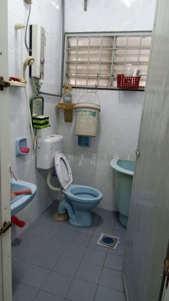 2.5-storey Terraced House for Sale in Bandar Baru Sri Petaling (Sri Petaling) - Katherine Tan - Bathroom - PropertyGuru.com.my