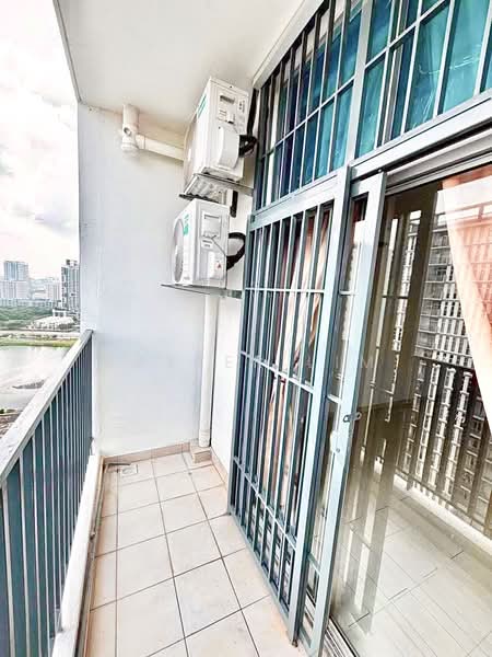 Pangsapuri untuk Dijual di Selangorku Pr1ma Lakefront Homes - Baxter Lim - Balcony - PropertyGuru.com.my