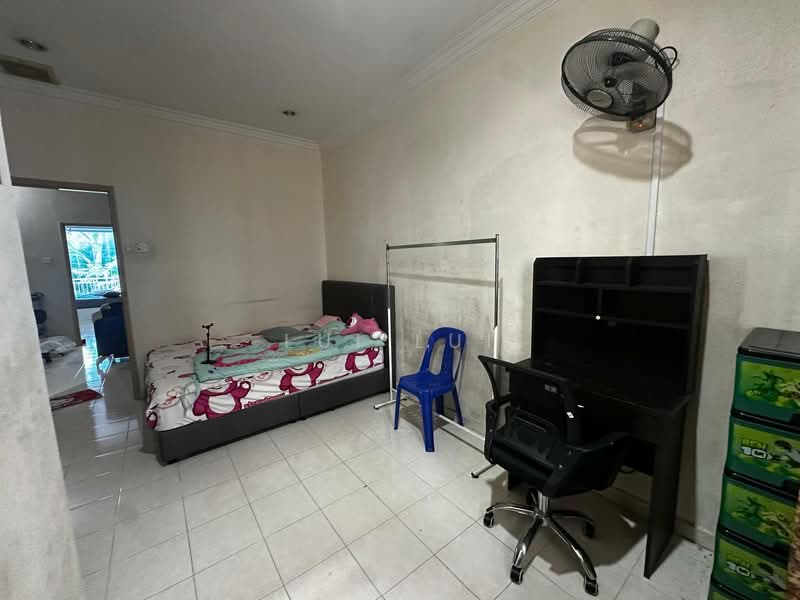 Rumah Teres 2 Tingkat untuk Disewa di Permas Jaya (Johor) - Lui Lui - Bedroom - PropertyGuru.com.my