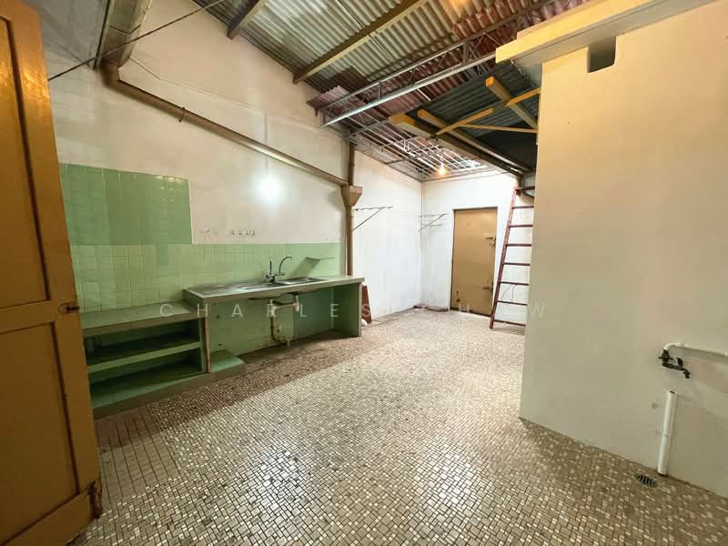 Rumah Teres 2 Tingkat untuk Disewa di George Town (Penang) - Charles Chaw - Kitchen - PropertyGuru.com.my