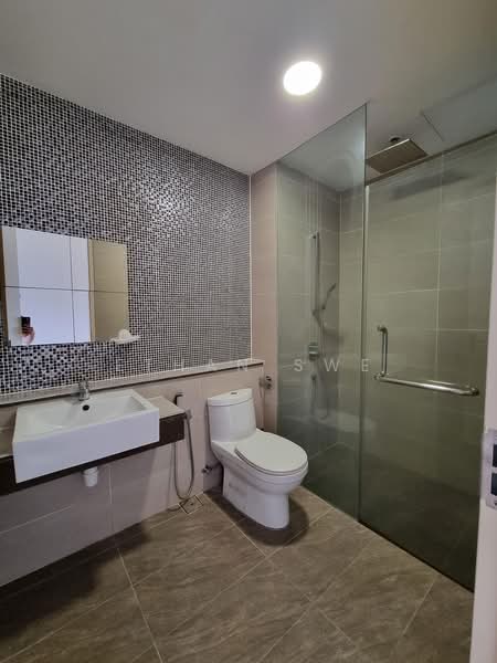Servis Apartment untuk Disewa di Nova Saujana - Ethan Swe - Bathroom - PropertyGuru.com.my