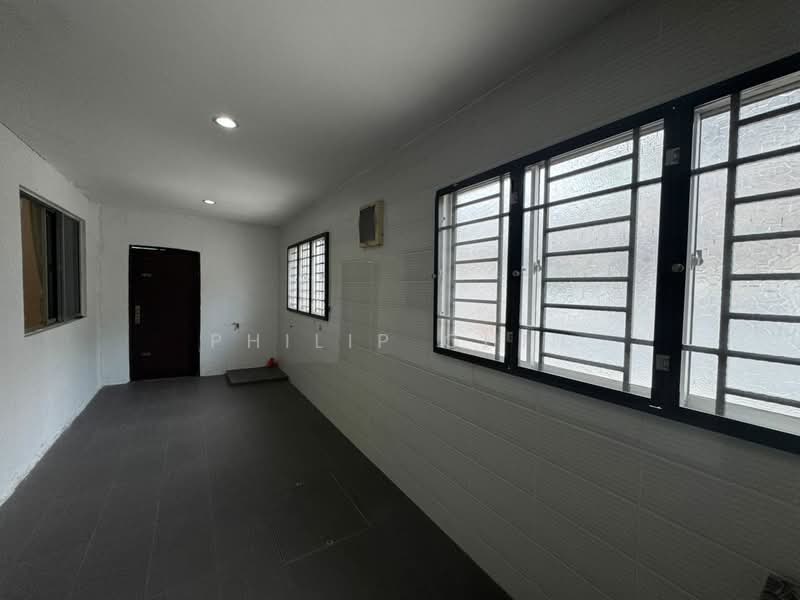 Rumah Teres 2.5 Tingkat untuk Dijual di Klang (Selangor) - Philip Chin - Entrance - PropertyGuru.com.my