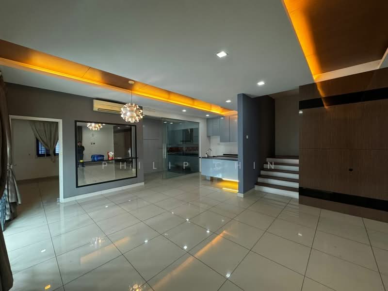 Rumah Teres 2.5 Tingkat untuk Dijual di Klang (Selangor) - Philip Chin - Living Room - PropertyGuru.com.my