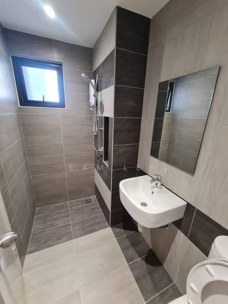 Kondominium untuk Dijual di Aster Residence - Sam Lee - Bathroom - PropertyGuru.com.my