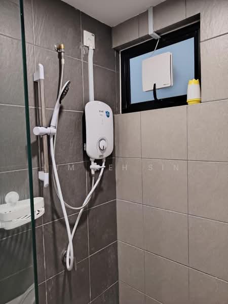 Kondominium untuk Disewa di TreeO - Lim Keh Sin - Bathroom - PropertyGuru.com.my