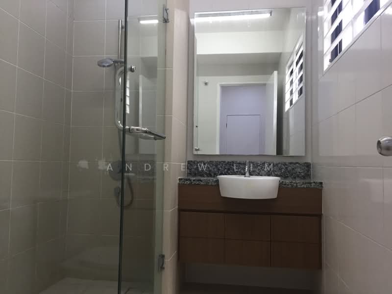Rumah Teres 3 Tingkat untuk Disewa di Lake Fields (Sungai Besi) - andrew lim - Bathroom - PropertyGuru.com.my