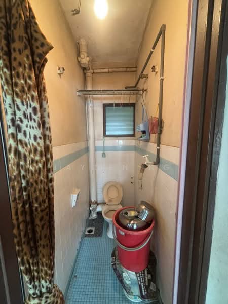 Flat for Sale at Taman Megah Ria - Jayden Ng - Bathroom - PropertyGuru.com.my