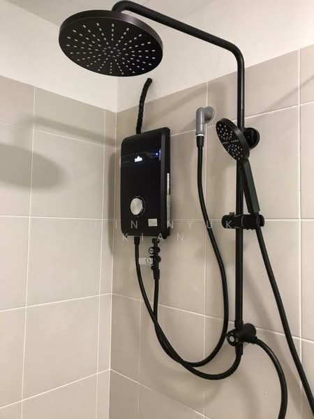 Apartment for Rent at Residensi Seri Wahyu - Chin Nyuk Kian - Bathroom - PropertyGuru.com.my