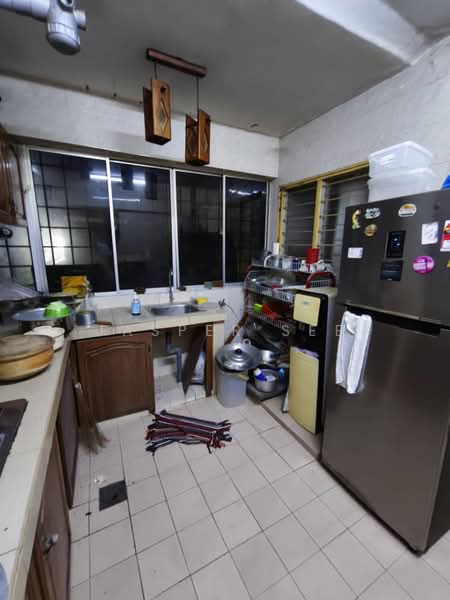 Pangsapuri untuk Dijual di Vista Lavender - Jasper See - Kitchen - PropertyGuru.com.my