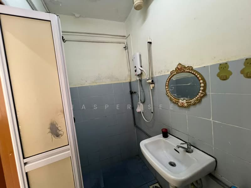 Apartment for Sale at Vista Lavender - Jasper See - Bathroom - PropertyGuru.com.my
