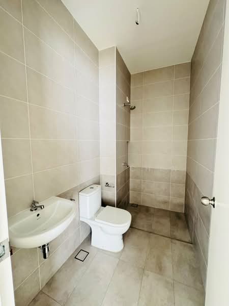 2-storey Terraced House for Sale in Taman Ekoflora (Johor Bahru) - Chloe Chin - Bathroom - PropertyGuru.com.my