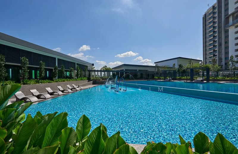 Kondominium untuk Disewa di Skyvilla @ D'Island - Vivian Lim - Pool - PropertyGuru.com.my