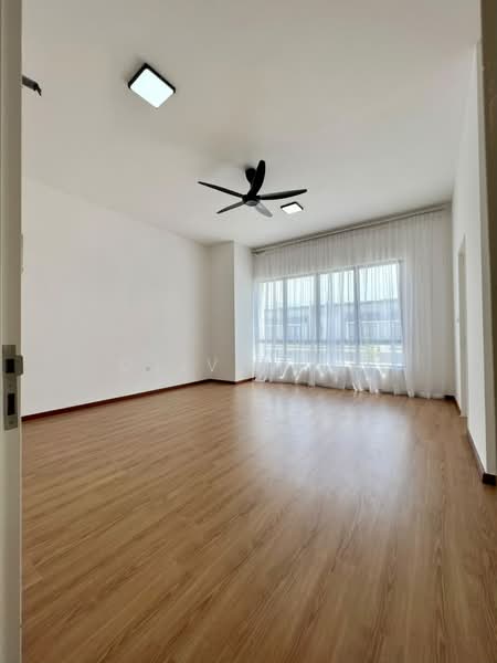2-storey Terraced House for Rent in Bandar Sri Sendayan (Negeri Sembilan) - OLIVIA OH - Living Room - PropertyGuru.com.my